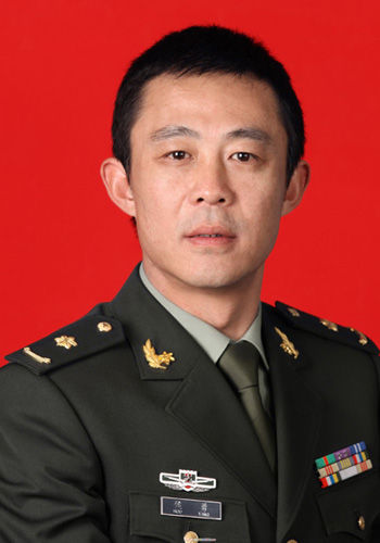 石磊最新影讯，时代之光下的影视巨匠风采
